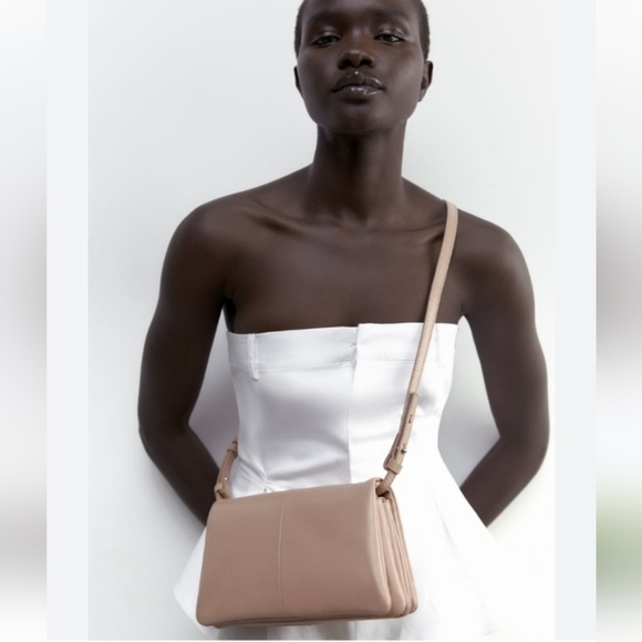 Zara Minimalist Leather Crossbody Bag - Picture 1 of 10